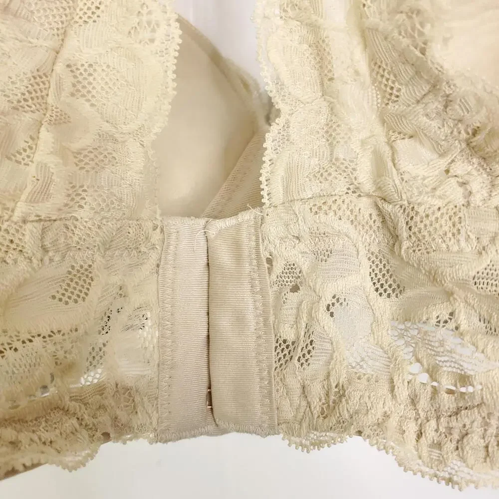 Aerie Bra Womens 36B Lace Bralette Padded Cups Strappy Crossed Back Cream